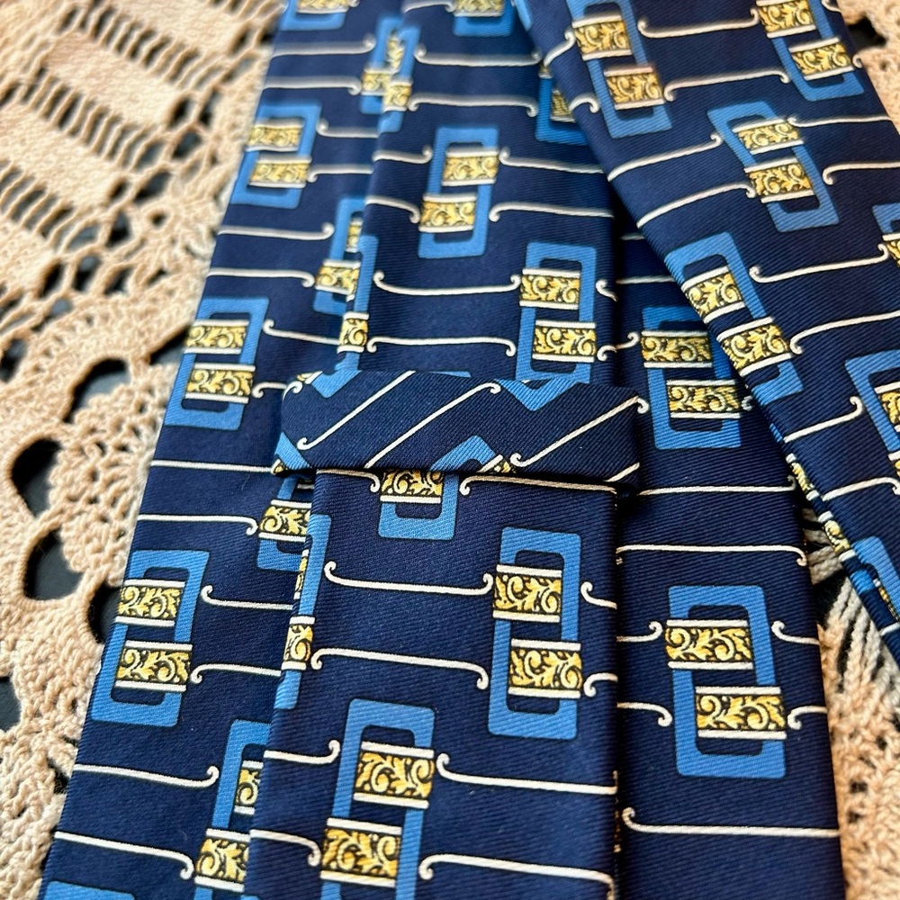Fendi blue men’s tie - Picture 5 of 6